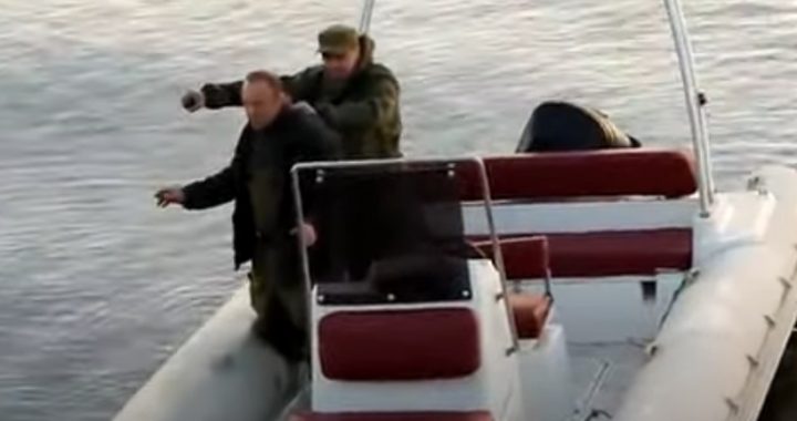 Russen gaan vissen vangen met granaat en dat loopt niet zoals gepland