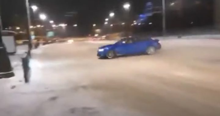 Rondjes draaien in de sneeuw eindigt slecht voor Audi R5