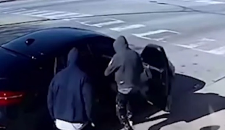 Carjackers kiezen verkeerde auto uit… die van een politieagent